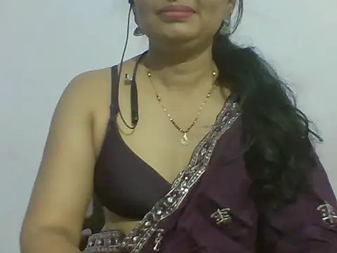 Marathi q4een01 online show from June 12, 2026, 4:33 am