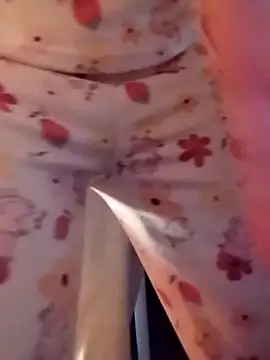 Snapshot of Sophrob96x chatting on April 3, 2026, 10:08 pm Sophrob96x online show from April 3, 2026, 10:08 pm