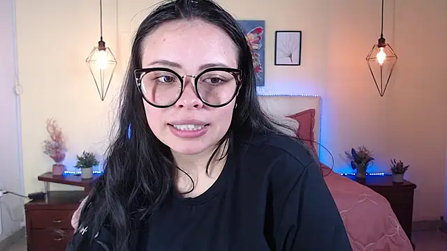 Snapshot of Megan_05_ chatting on June 25, 2026, 2:43 pm Megan 05 online show from June 25, 2026, 2:43 pm
