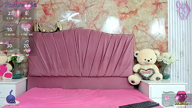 Snapshot of KatySweetas chatting on September 19, 2025, 7:47 pm KatySweetas online show from September 19, 2025, 7:47 pm