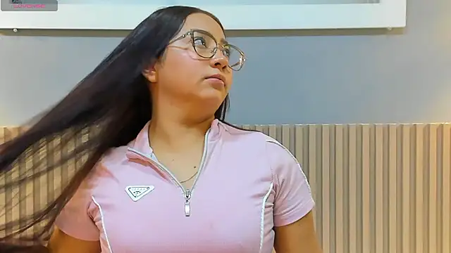 tinisweet online show from March 16, 2026, 2:43 pm