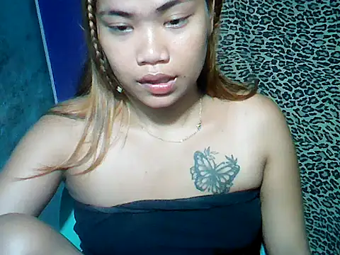 MorenaLovelyPinay24 online show from April 28, 2026, 2:27 am