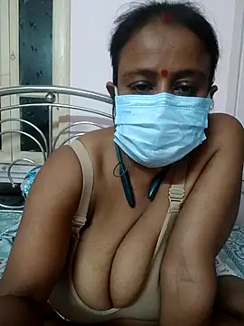 Snapshot of Barna_Love chatting on October 1, 2025, 7:09 pm Barna Love online show from October 1, 2025, 7:09 pm