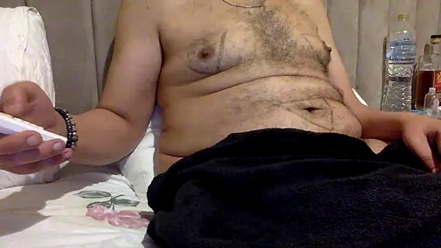 Snapshot of CaiBull chatting on July 4, 2026, 10:16 pm CaiBull online show from July 4, 2026, 10:16 pm