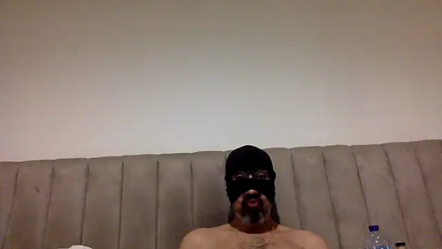 Snapshot of CaiBull chatting on July 11, 2026, 7:38 pm CaiBull online show from July 11, 2026, 7:38 pm
