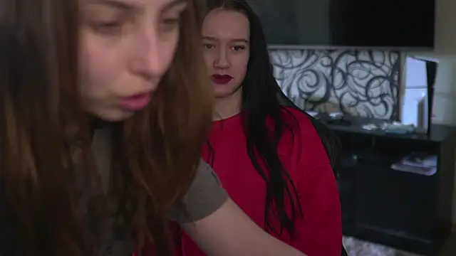 lis silver online show from February 17, 2026, 8:22 am