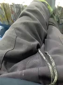 Snapshot of safadinhoo007 chatting on October 30, 2025, 6:15 am safadinhoo007 online show from October 30, 2025, 6:15 am