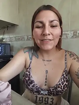 xjuanaxmaldadxxx online show from June 6, 2026, 6:23 pm