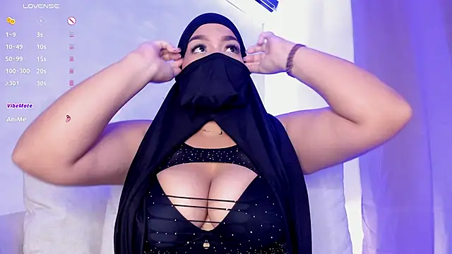 Snapshot of thaira_aly chatting on June 28, 2026, 12:05 am thaira aly online show from June 28, 2026, 12:05 am