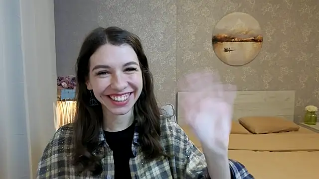 KellyShines online show from April 21, 2026, 3:07 pm