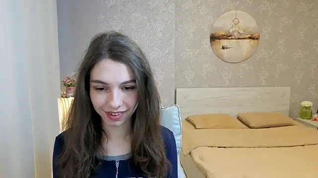 Snapshot of KellyShines chatting on June 1, 2026, 1:13 pm KellyShines online show from June 1, 2026, 1:13 pm