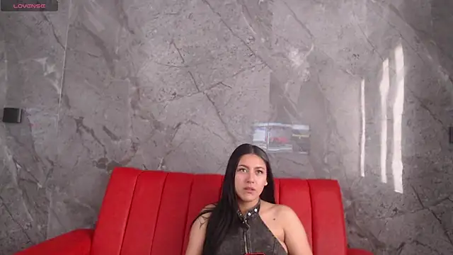 Megara 25 online show from November 1, 2025, 2:41 pm