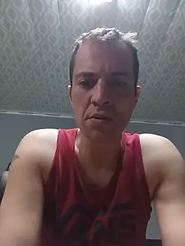 Snapshot of Johan199118 chatting on July 28, 2026, 8:52 pm Johan199118 online show from July 28, 2026, 8:52 pm