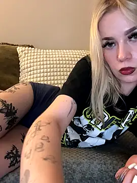 Snapshot of marnemzavar444 chatting on September 27, 2025, 8:36 pm marnemzavar444 online show from September 27, 2025, 8:36 pm