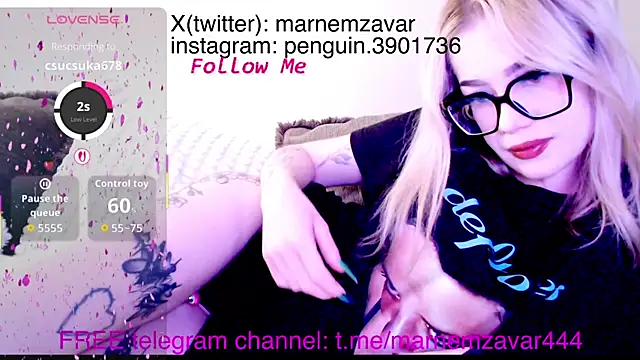 marnemzavar444 online show from January 11, 2026, 8:58 pm