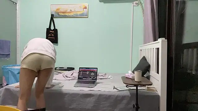 cily online show from December 18, 2025, 11:27 am