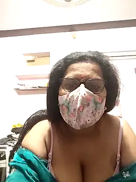 sexy aaru online show from May 3, 2026, 8:09 am