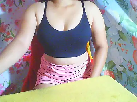 Katie Winslet online show from February 19, 2026, 12:17 am