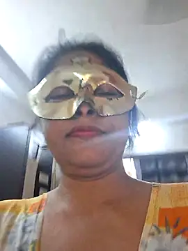 Snapshot of SIMIHOT chatting on May 7, 2026, 9:36 am SIMIHOT online show from May 7, 2026, 9:36 am