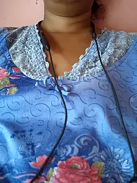 Sonalihot  online show from September 14, 2025, 10:03 am