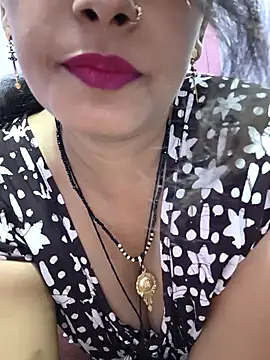Sonalihot  online show from April 26, 2026, 7:06 am