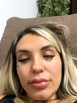 Snapshot of Princess-Jasmine07 chatting on November 11, 2025, 8:53 pm Princess-Jasmine07 online show from November 11, 2025, 8:53 pm