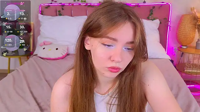 Snapshot of Moon__Bunny chatting on September 20, 2025, 3:24 pm Moon Bunny online show from September 20, 2025, 3:24 pm