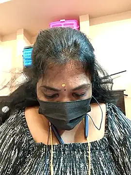 Tamil Mithra online show from November 12, 2025, 2:39 pm