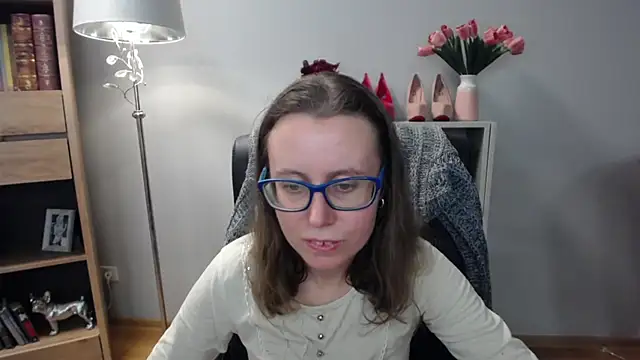 sweetxLizzy online show from December 22, 2025, 5:37 am