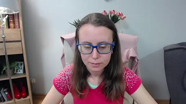 sweetxLizzy online show from May 4, 2026, 6:20 am