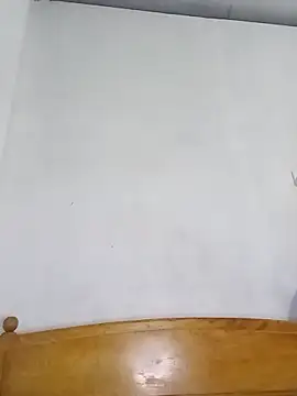 Snapshot of Slllll_Couple00 chatting on December 18, 2025, 1:06 pm Slllll Couple00 online show from December 18, 2025, 1:06 pm