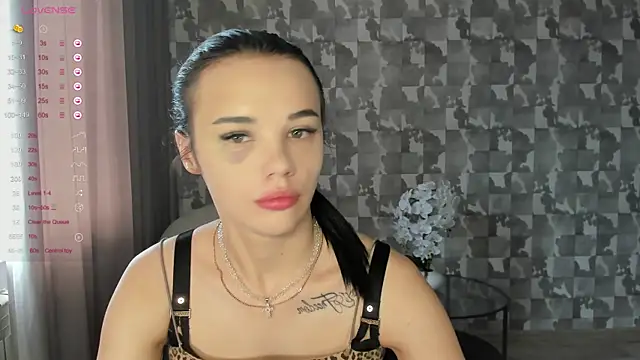Kseni a online show from June 15, 2026, 7:21 am