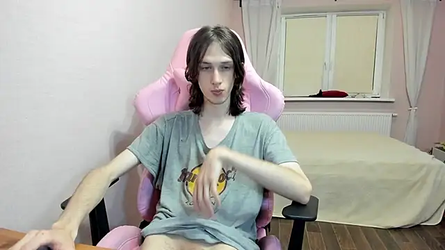 Snapshot of eleganc3 chatting on September 28, 2025, 8:58 pm eleganc3 online show from September 28, 2025, 8:58 pm