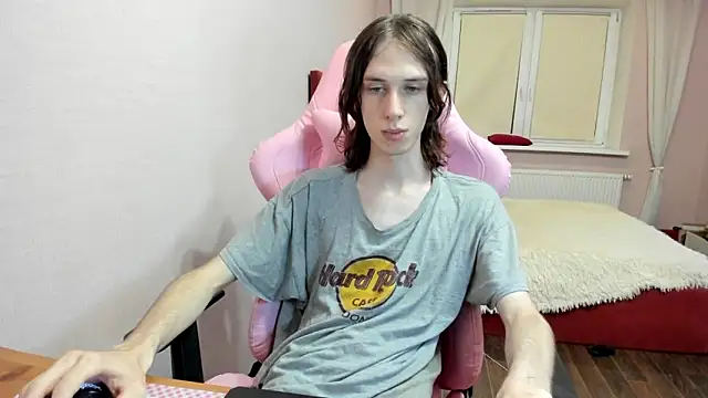 Snapshot of eleganc3 chatting on October 14, 2025, 7:36 pm eleganc3 online show from October 14, 2025, 7:36 pm