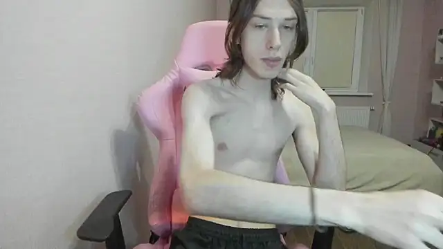 Snapshot of eleganc3 chatting on November 16, 2025, 8:14 pm eleganc3 online show from November 16, 2025, 8:14 pm