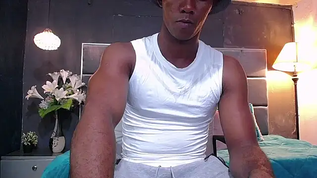 Snapshot of blackbignude chatting on November 9, 2025, 1:37 am blackbignude online show from November 9, 2025, 1:37 am