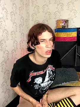 danny rios20 online show from September 18, 2025, 3:41 am