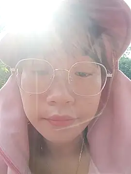 Snapshot of Maimai00 chatting on September 21, 2025, 2:13 am Maimai00 online show from September 21, 2025, 2:13 am