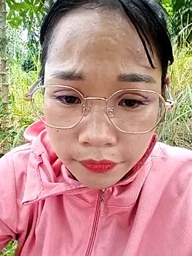 Snapshot of Maimai00 chatting on October 25, 2025, 5:59 am Maimai00 online show from October 25, 2025, 5:59 am