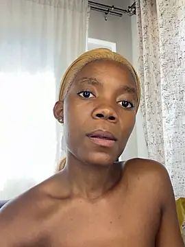 Snapshot of prettydollyy chatting on March 25, 2026, 7:58 am prettydollyy online show from March 25, 2026, 7:58 am