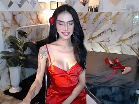 redhotties online show from April 21, 2026, 8:23 pm