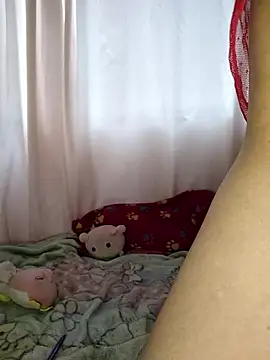 Lucia Zarate3 online show from January 5, 2026, 9:51 pm