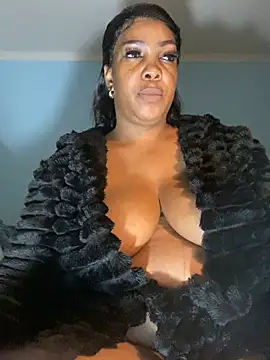 Snapshot of Jess555 chatting on July 1, 2026, 4:07 pm Jess555 online show from July 1, 2026, 4:07 pm