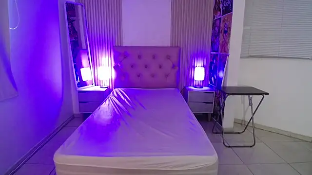 Snapshot of Bonnali_lune chatting on October 11, 2025, 10:08 pm Bonnali lune online show from October 11, 2025, 10:08 pm