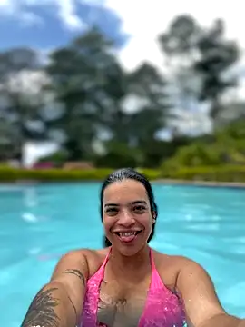 JuanitaMore01 online show from September 21, 2025, 4:08 pm