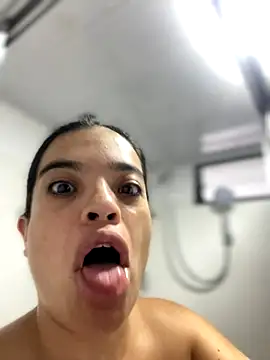 JuanitaMore01 online show from October 19, 2025, 7:47 pm