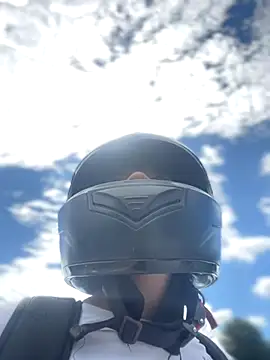 JuanitaMore01 online show from October 25, 2025, 7:08 pm