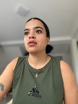 JuanitaMore01 online show from November 8, 2025, 8:29 pm