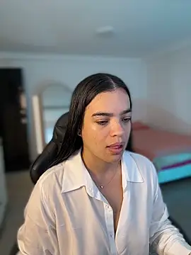JuanitaMore01 online show from June 13, 2026, 8:07 pm