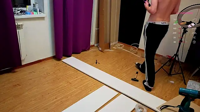 callmealexthx online show from October 12, 2025, 5:01 pm